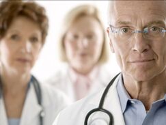 lekárska pomoc pri závislosti od alkoholu